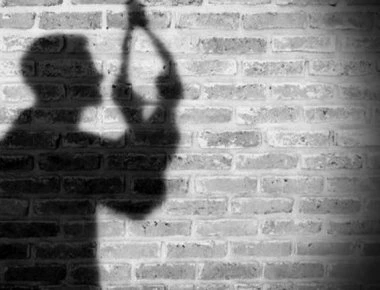 Θρήνος στη Λαμία: Αυτοκτόνησε μέσα σε καρότσα φορτηγού 40χρονος πατέρας
